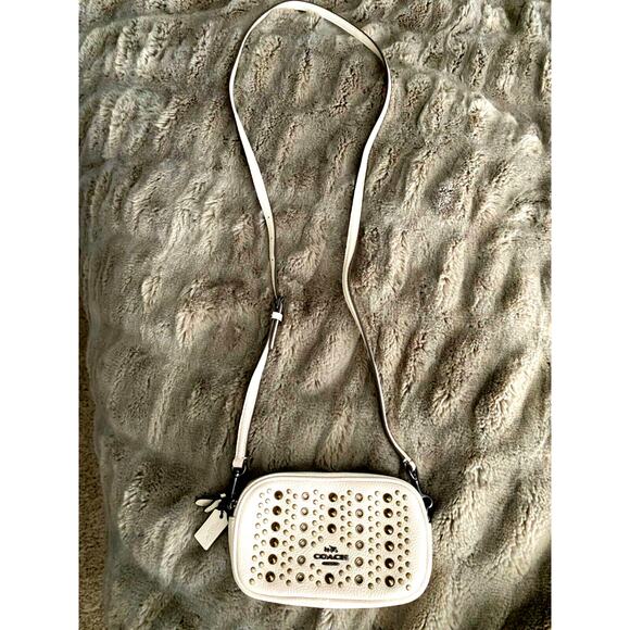 COACH PEBBLE LEATHER‎ ALL STUD GROMMETS CROSSBODY BAG NWOT DOUBLE ZIPPER SMALL - Picture 3 of 15